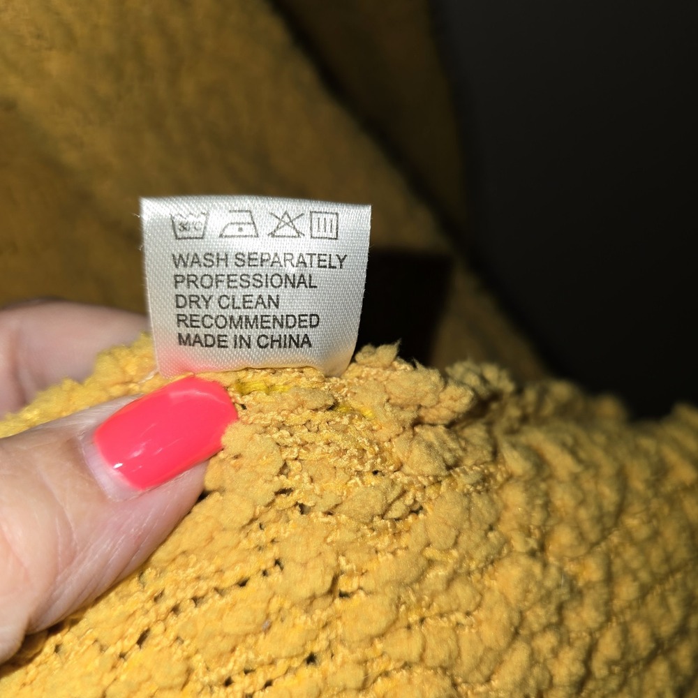 Zesica sunflower yellow ultra plush cardigan size LG - Picture 6 of 6